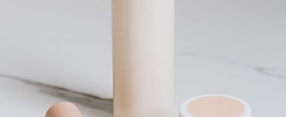 Fragrância no Skincare 2026: Pode Irritar a Pele Madura? O Que Saber Antes de Comprar