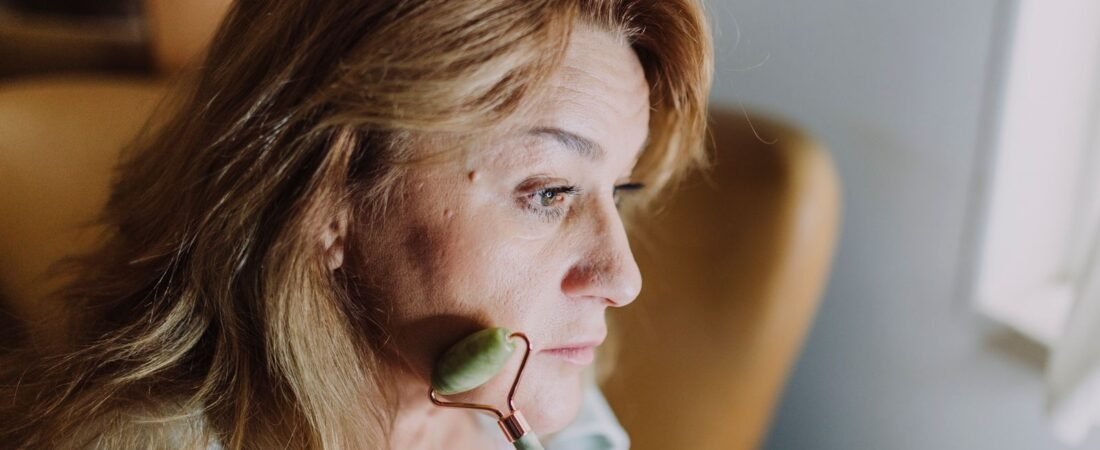 Longevidade da Pele: o Que Muda Depois dos 40, Segundo a Dermatologista